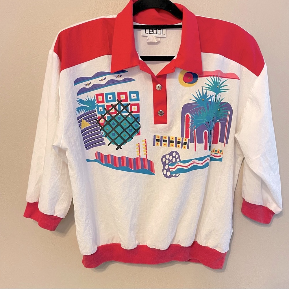 Vintage 80s Teddi Women's Lighweight top with shoulder pads Large